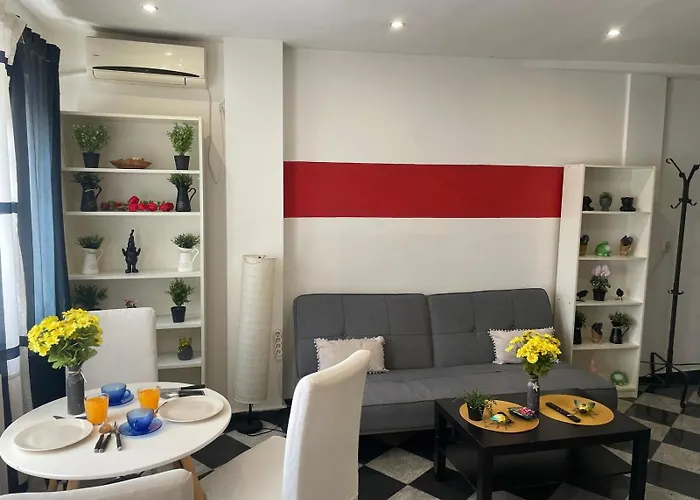 Cozy 1 Bdrm In Center شقة