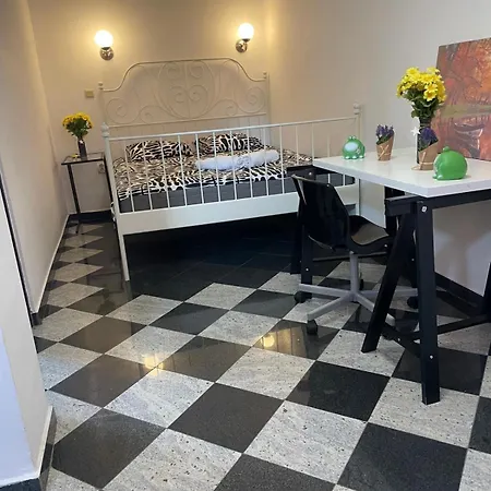 Cozy 1 Bdrm In Center * Boekarest