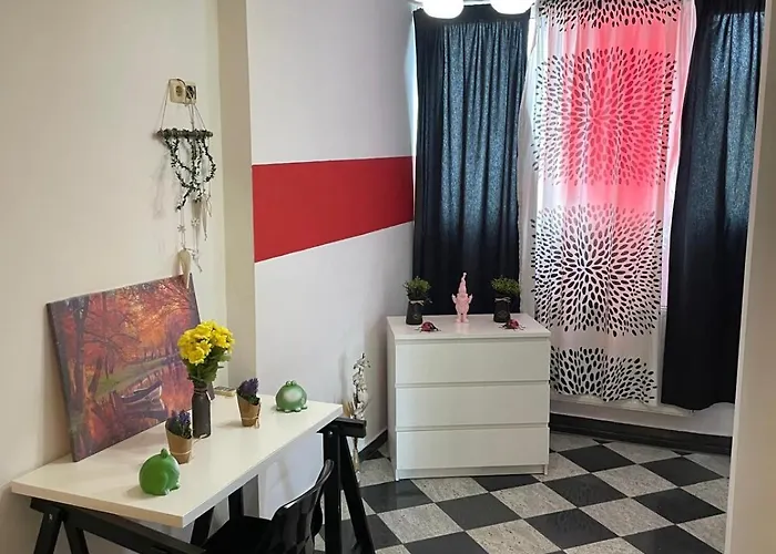 Apartment Cozy 1 Bdrm In Center Bukarest