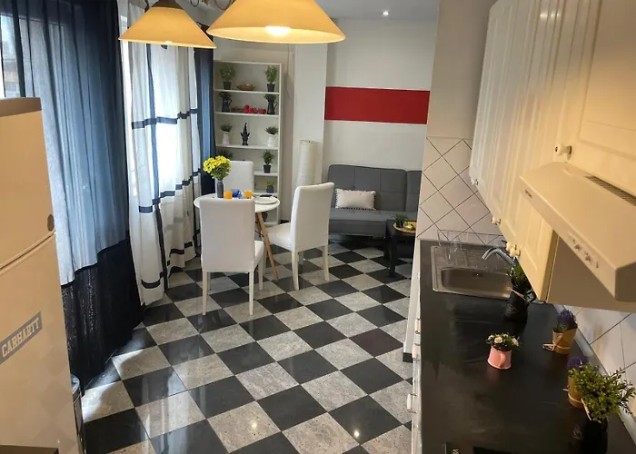 Apartment Cozy 1 Bdrm In Center Bukarest